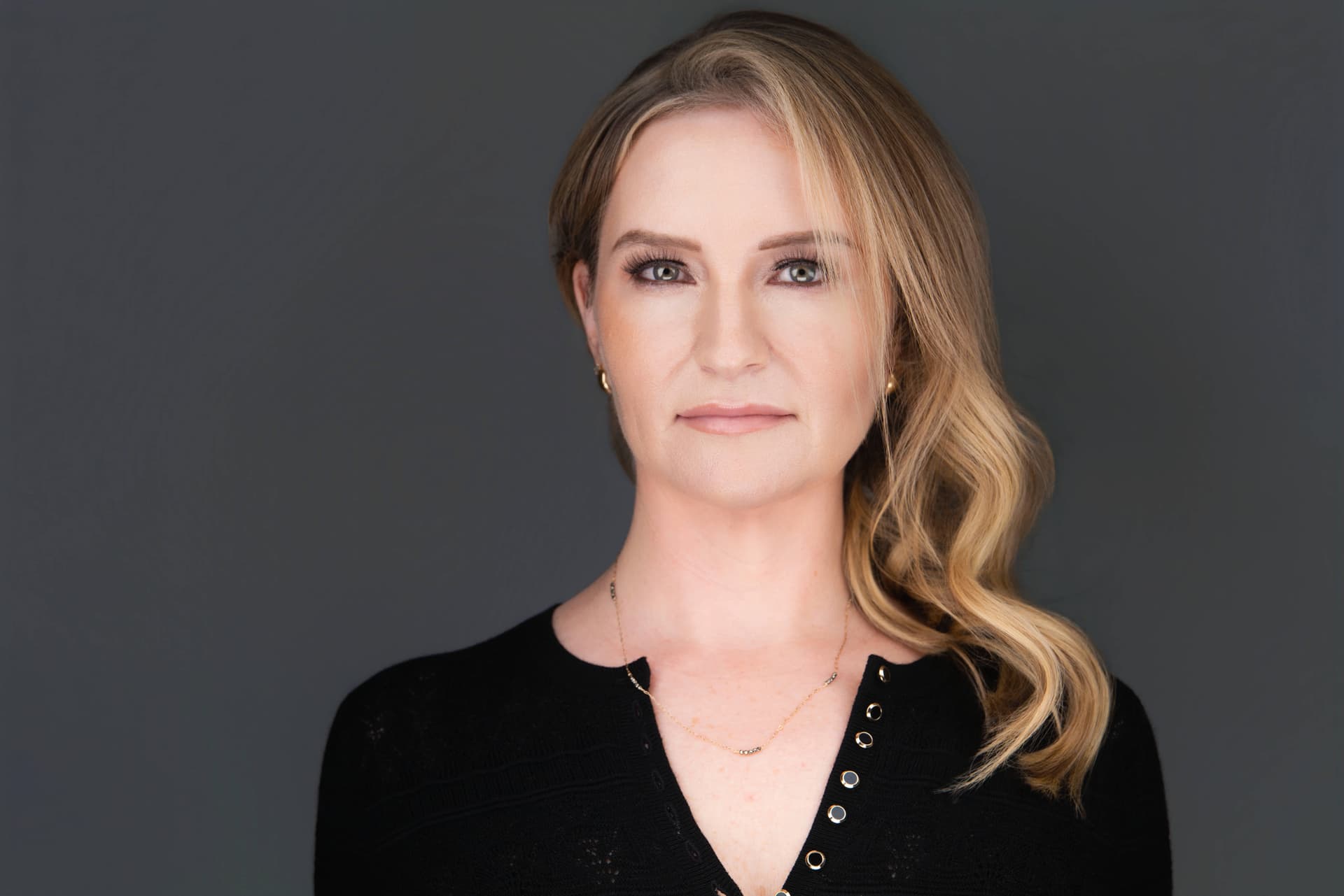 Mary McNeill, J.D., Esq. — Bay Area real estate attorney and broker